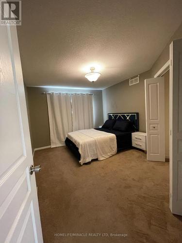 455 Champlain Avenue N, Woodstock, ON - Indoor Photo Showing Bedroom