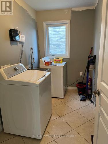 455 Champlain Avenue N, Woodstock, ON - Indoor Photo Showing Laundry Room