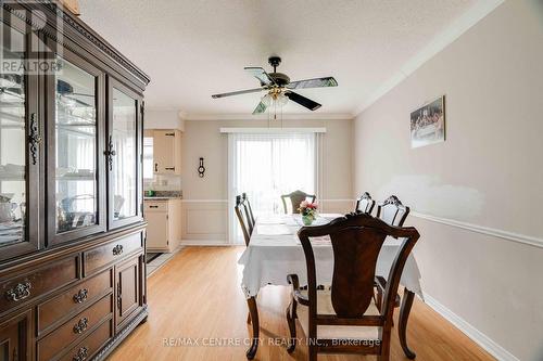 999 Eagle Crescent, London, ON - Indoor Photo Showing Dining Room