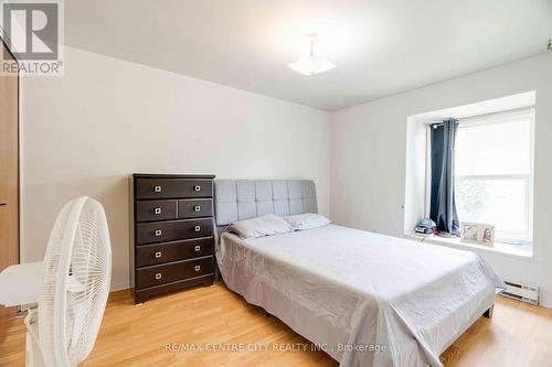 999 Eagle Crescent, London, ON - Indoor Photo Showing Bedroom