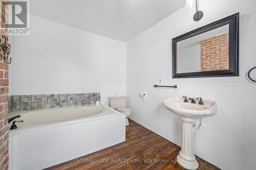 144 Queen Street, Trent Hills (Campbellford), ON - Indoor Photo Showing Bathroom