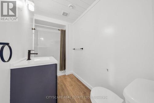 372 South Coast Drive, Haldimand, ON - Indoor Photo Showing Bathroom