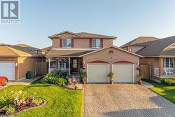 170 BENVENUTO CRESCENT  Hamilton, ON L9B 2J9