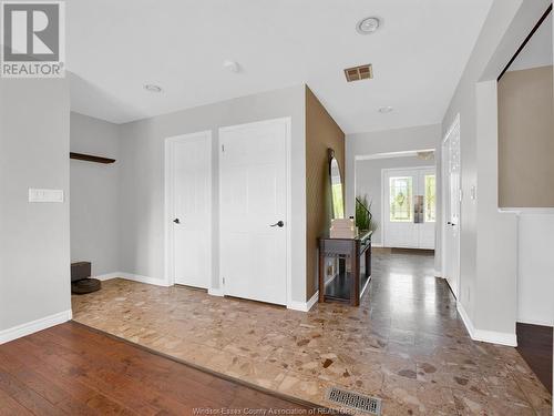 743 Old Tecumseh Road, Lakeshore, ON - Indoor Photo Showing Other Room