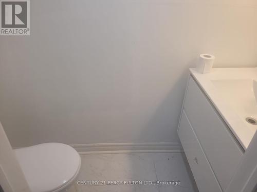 153 1/2 Olive Avenue, Oshawa, ON - Indoor Photo Showing Other Room