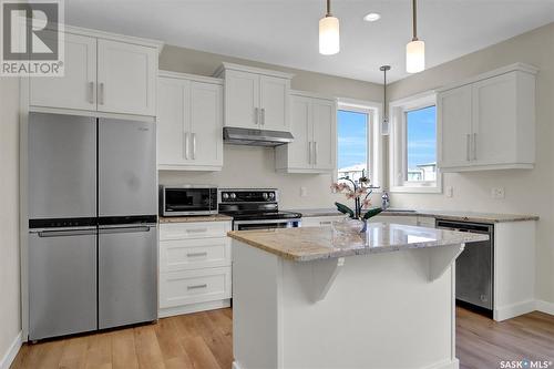 5389 Mckenna Crescent, Regina, SK - Indoor Photo Showing Kitchen