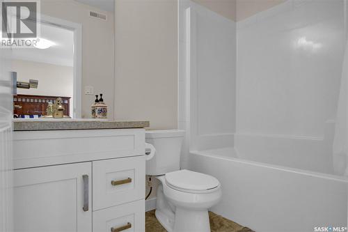 5389 Mckenna Crescent, Regina, SK - Indoor Photo Showing Bathroom