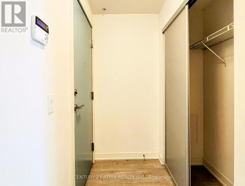 520 - 30 Nelson Street, Toronto (Waterfront Communities), ON - Indoor Photo Showing Other Room