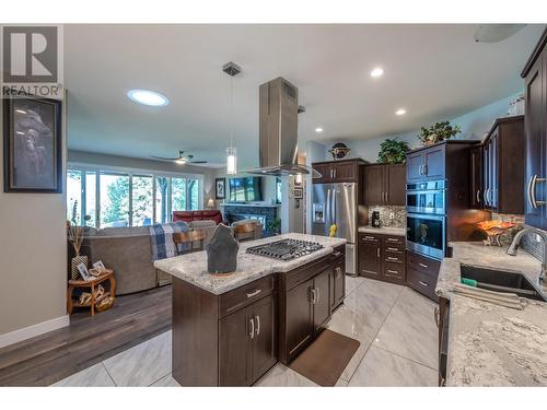 124 Sasquatch Trail, Osoyoos, BC - Indoor Photo Showing Kitchen