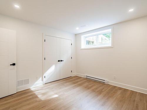 Bedroom - 24A Rue De Lacey Green, Kirkland, QC - Indoor Photo Showing Other Room