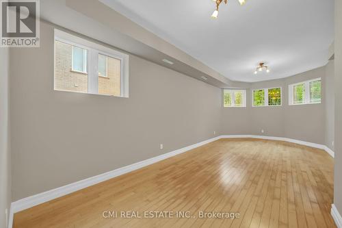 88 41St Street S, Wasaga Beach, ON - Indoor Photo Showing Other Room