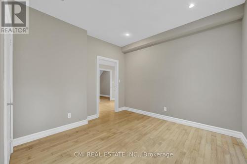 88 41St Street S, Wasaga Beach, ON - Indoor Photo Showing Other Room