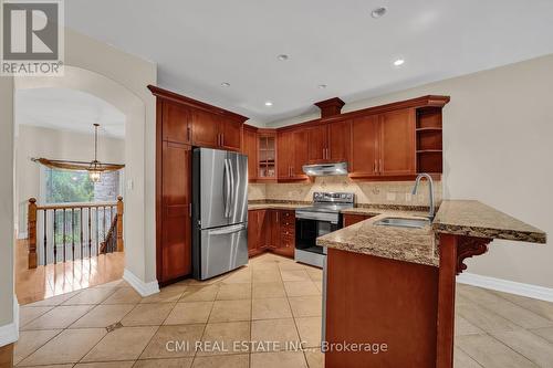 88 41St Street S, Wasaga Beach, ON - Indoor Photo Showing Kitchen