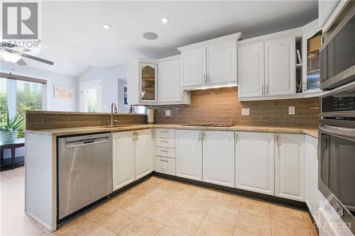 Kitchen - 746 Hauteview Crescent, Ottawa, ON - Indoor Photo Showing Kitchen