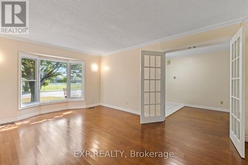 460 Grove Street E, Barrie (Grove East), ON - Indoor Photo Showing Other Room