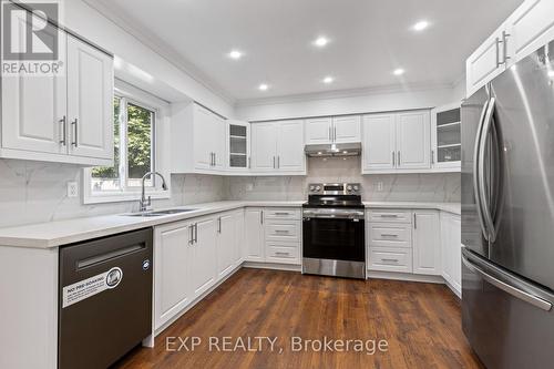 460 Grove Street E, Barrie (Grove East), ON - Indoor Photo Showing Kitchen