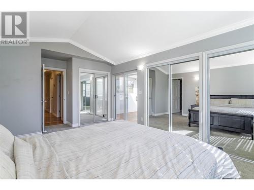 311 Woodpark Crescent, Kelowna, BC - Indoor Photo Showing Bedroom