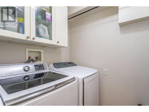 311 Woodpark Crescent, Kelowna, BC - Indoor Photo Showing Laundry Room