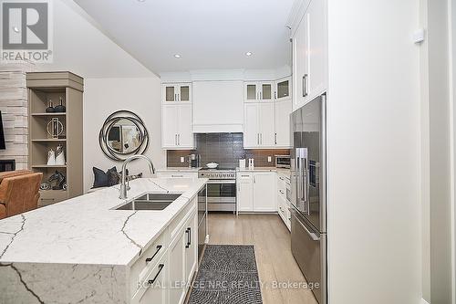 18 - 190 Canboro Road, Pelham, ON - Indoor Photo Showing Kitchen With Double Sink