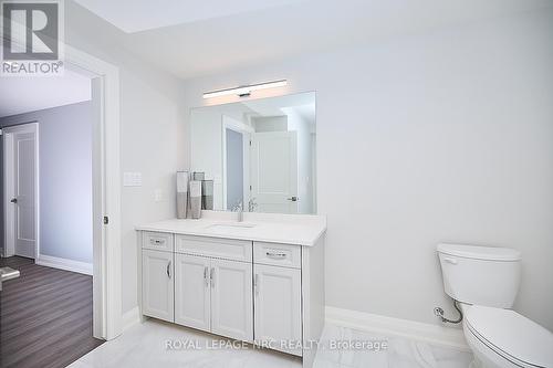 18 - 190 Canboro Road, Pelham, ON - Indoor Photo Showing Bathroom