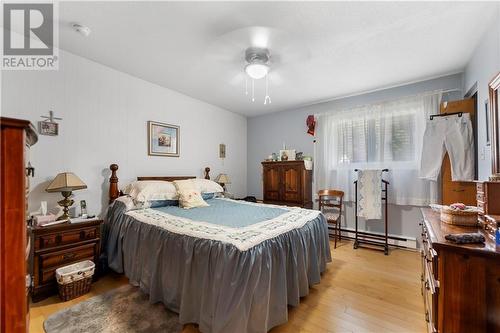 99 Ivy Avenue, Renfrew, ON - Indoor Photo Showing Bedroom