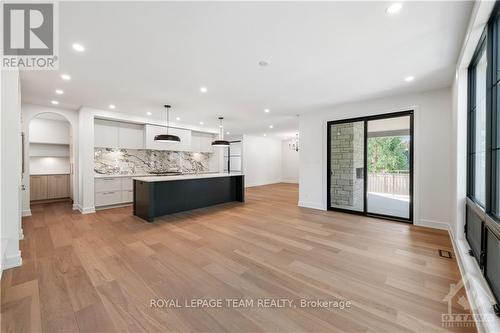 688 Hillcrest Avenue, Ottawa, ON - Indoor Photo Showing Other Room