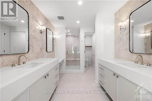 688 Hillcrest Avenue, Ottawa, ON - Indoor Photo Showing Bathroom