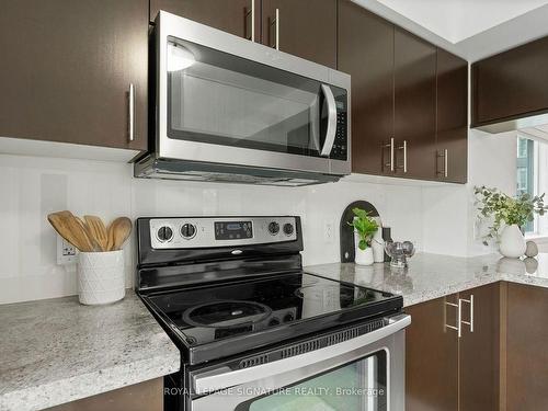 68 Cole St, Toronto, ON - Indoor Photo Showing Kitchen With Upgraded Kitchen