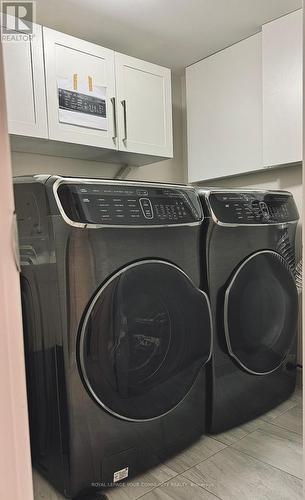 2 - 253 Alsace Rd Basement #2 Road, Richmond Hill (Crosby), ON - Indoor Photo Showing Laundry Room