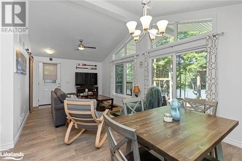 411 Shawanaga Lake Road, Dunchurch, ON - Indoor Photo Showing Dining Room