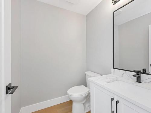 7065 Brailsford Pl, Sooke, BC - Indoor Photo Showing Bathroom