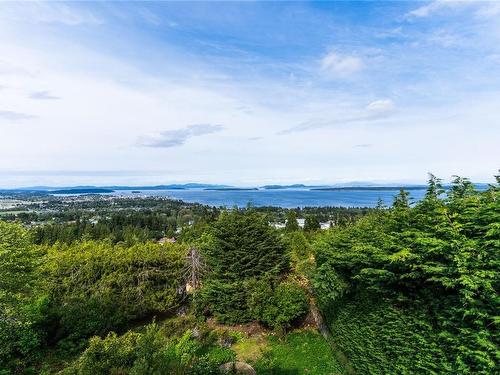 8853 Park Pacific Terr, North Saanich, BC 