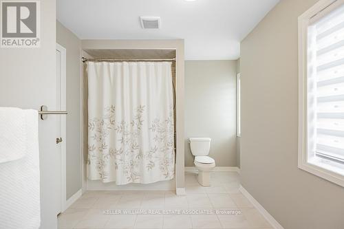 82 Flagg Avenue, Brant (Paris), ON - Indoor Photo Showing Bathroom