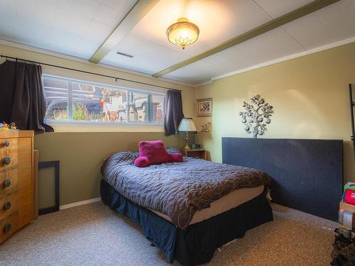 1570 Southview Terrace, Kamloops, BC - Indoor Photo Showing Bedroom