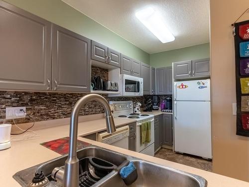 202-712 Sahali Terrace, Kamloops, BC 