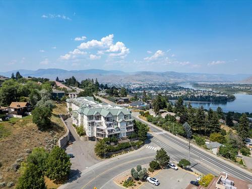 202-712 Sahali Terrace, Kamloops, BC 