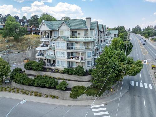 202-712 Sahali Terrace, Kamloops, BC 