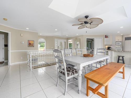 6961 Savona Access Rd, Kamloops, BC - Indoor Photo Showing Dining Room