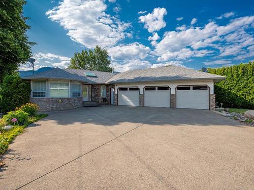 6961 Savona Access Rd, Kamloops, BC - Outdoor