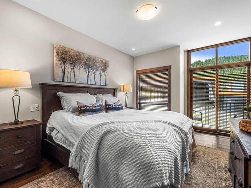 13-3280 Village Way, Sun Peaks, BC - Indoor Photo Showing Bedroom