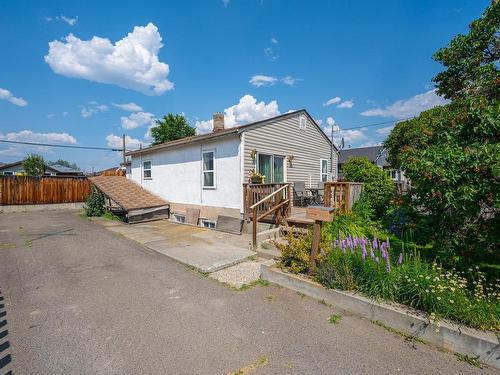 1020 Selkirk Ave, Kamloops, BC - Outdoor