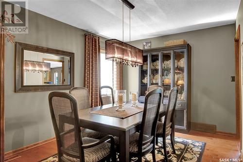 2347 Brodie Bay E, Regina, SK - Indoor Photo Showing Dining Room