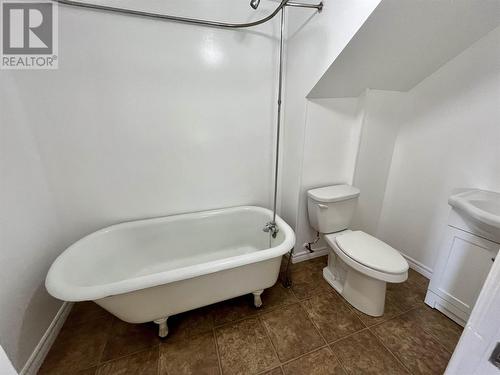 603 Wellington St W, Sault Ste. Marie, ON - Indoor Photo Showing Bathroom