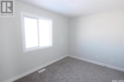 130 Kostiuk Crescent, Saskatoon, SK - Indoor Photo Showing Kitchen