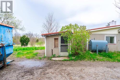 7203 Canborough Road, West Lincoln, ON - Outdoor