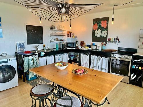 Kitchen - 1708 Route 199, Les Îles-De-La-Madeleine, QC - Indoor