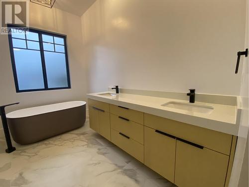 4001 Nash Drive, Terrace, BC - Indoor Photo Showing Bathroom