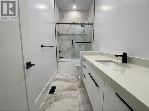 4001 Nash Drive, Terrace, BC - Indoor Photo Showing Bathroom