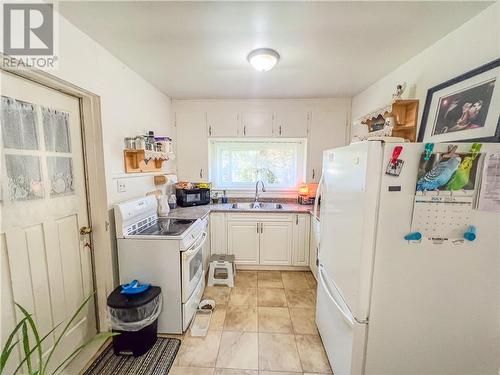 2162 Highway 551, Mindemoya, ON - Indoor Photo Showing Kitchen With Double Sink