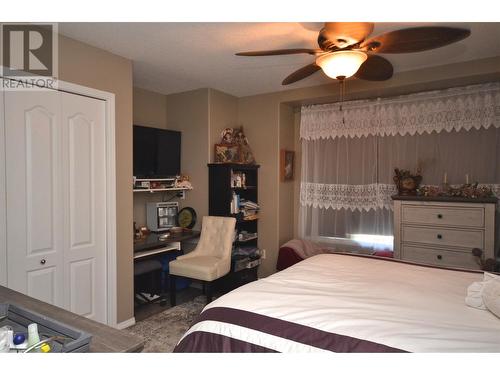 606 Nighthawk Avenue, Vernon, BC - Indoor Photo Showing Bedroom